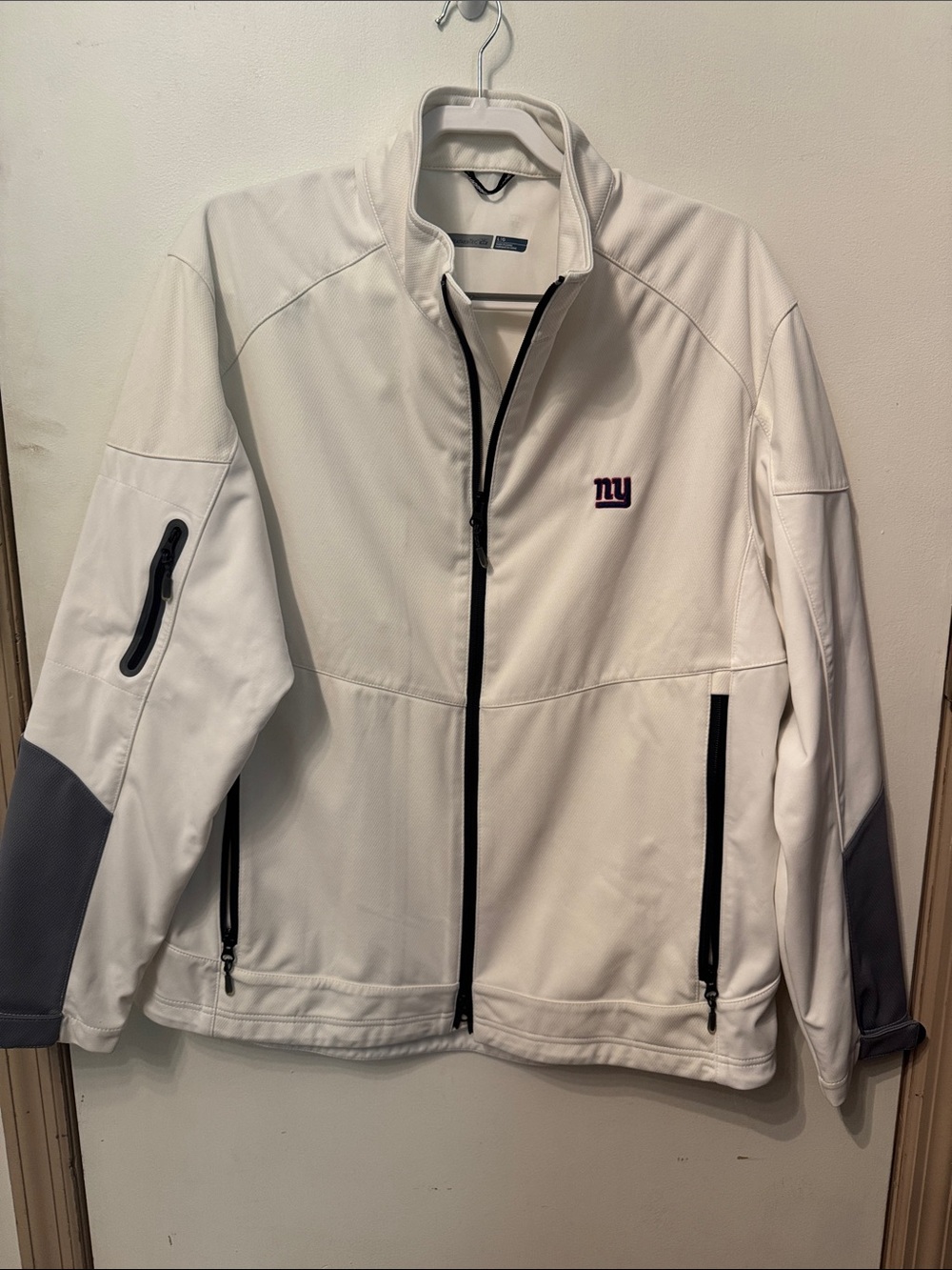 Men's White Performance Softshell Jacket with GIANTS Logo